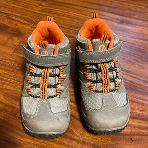 Merrell Chameleon 7 Mid Hikers Little Kid Boots size 11
